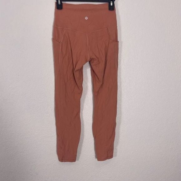 Lululemon Coral High Waisted 7/8 Leggings with Pockets - Picture 2 of 8